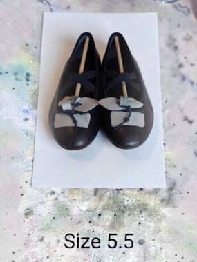 Chinese Laundry Audrey Black Leather Ballet Flats Shoes Size 5.5M **
